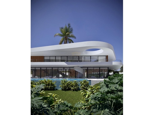 Villa de luxe de 4 chambres en construction près de la marina d'Albufeira