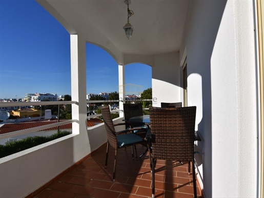 2 bedroom flat with pool near Oura Beach