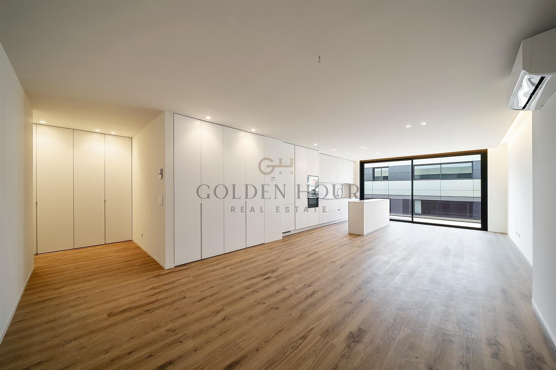 Wohnung 2 Schlafzimmer Verkaufen in Mafamude e Vilar do Paraíso,Vila Nova de Gaia