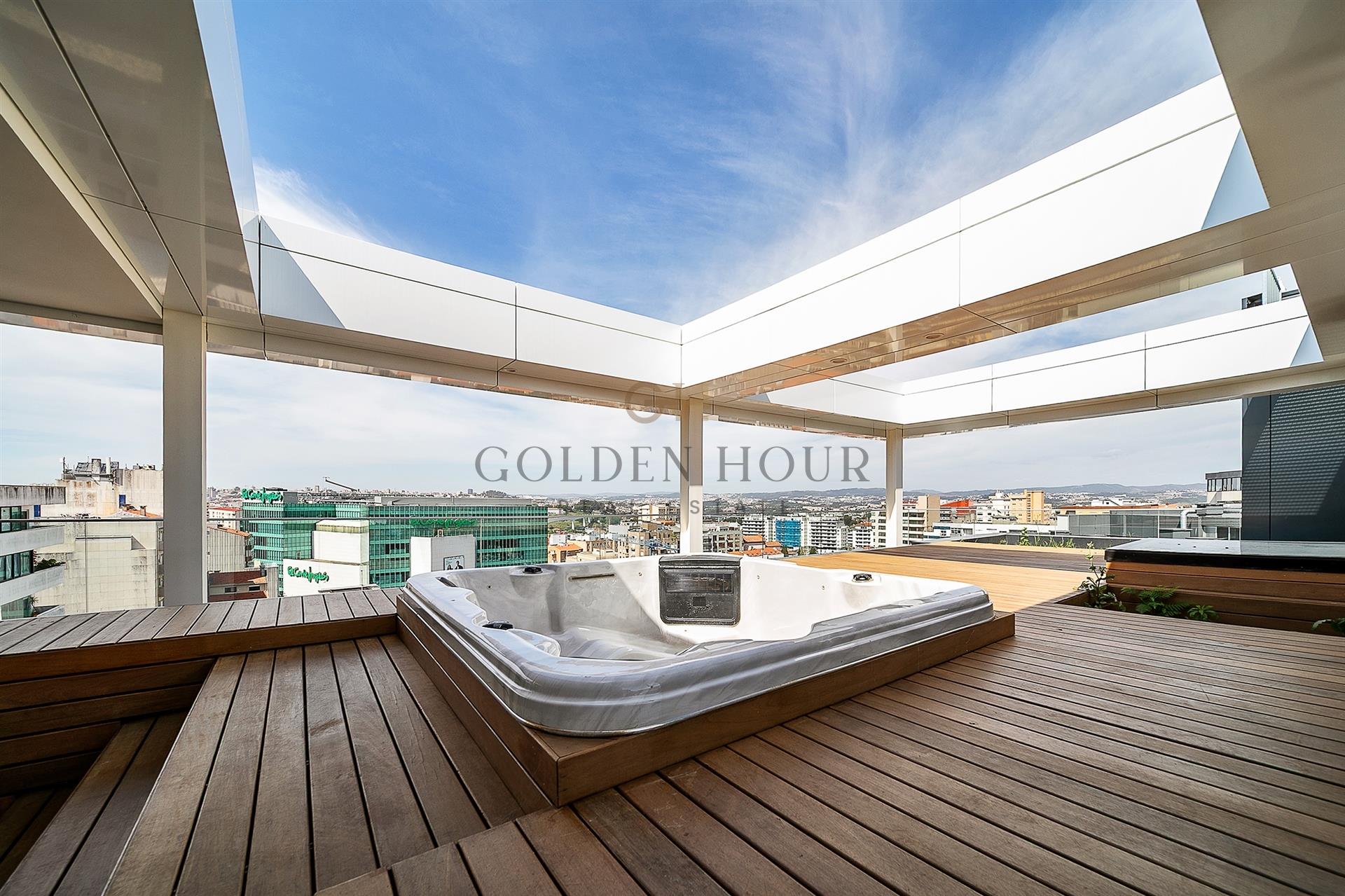 Wohnung 4 Schlafzimmer Verkaufen in Mafamude e Vilar do Paraíso,Vila Nova de Gaia