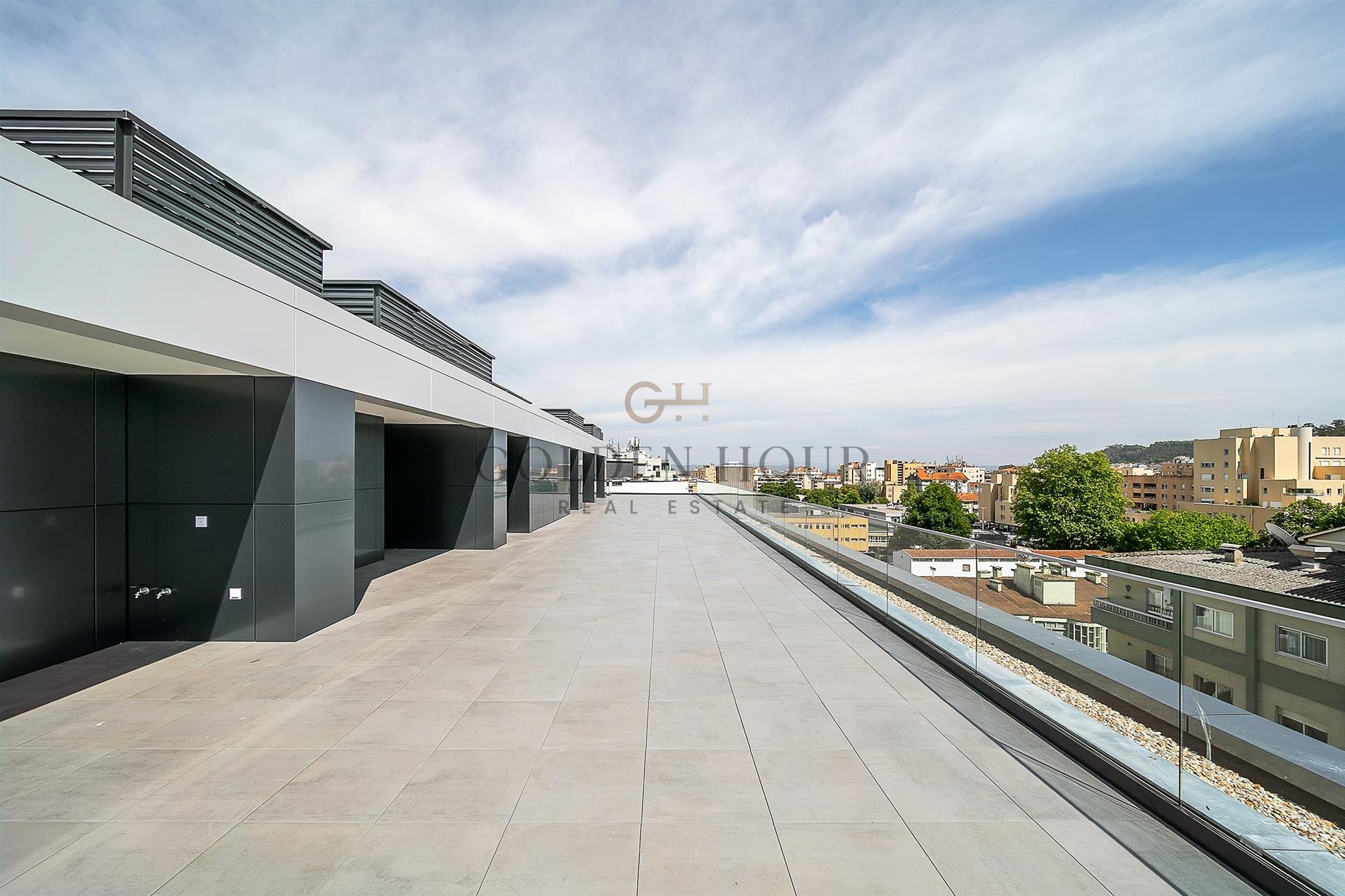 Wohnung 4 Schlafzimmer Verkaufen in Mafamude e Vilar do Paraíso,Vila Nova de Gaia