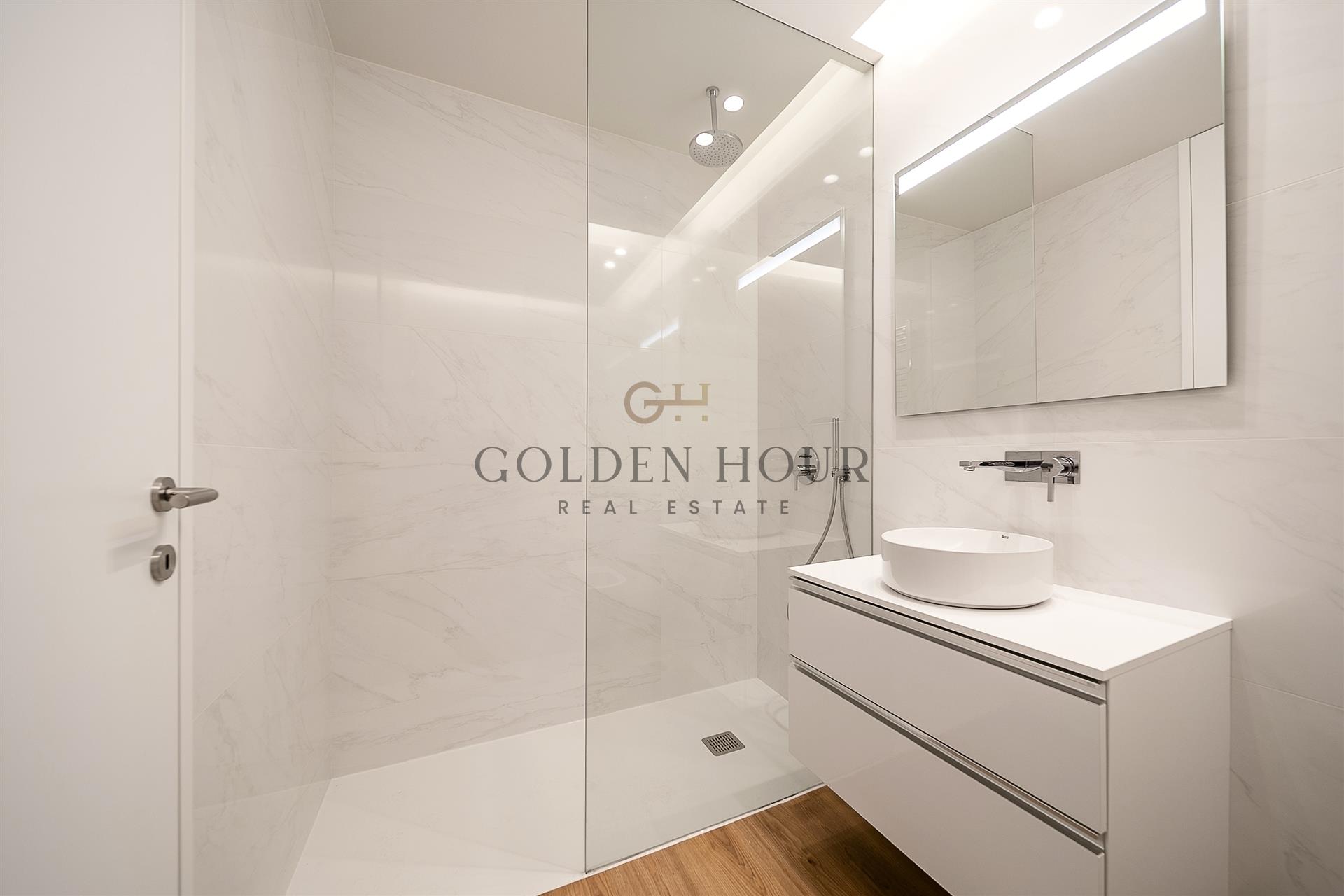 Flat T1 Sell in Mafamude e Vilar do Paraíso,Vila Nova de Gaia