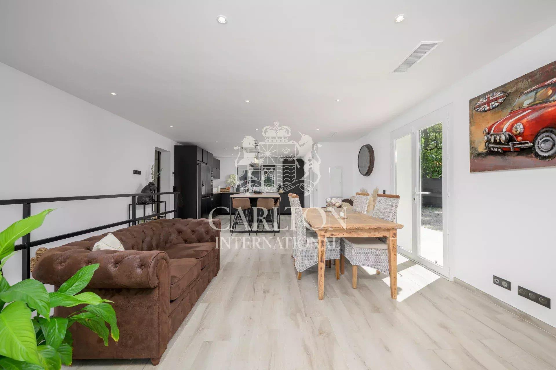 170 m² villa in a quiet area with pool and pool house in Mouans-Sartoux. Near Mougins