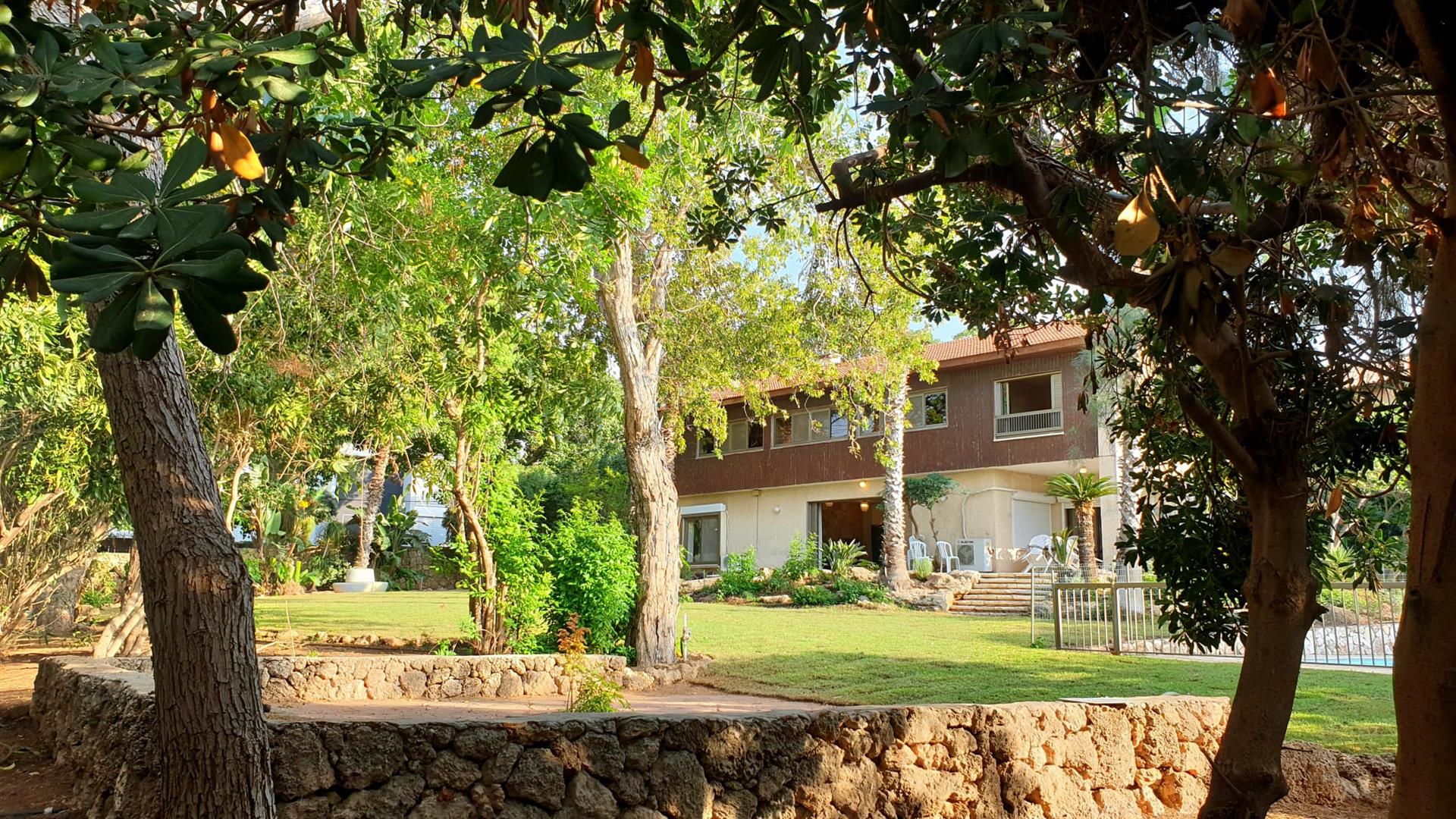 Luxury Property for Sale in Herzliya Pituach