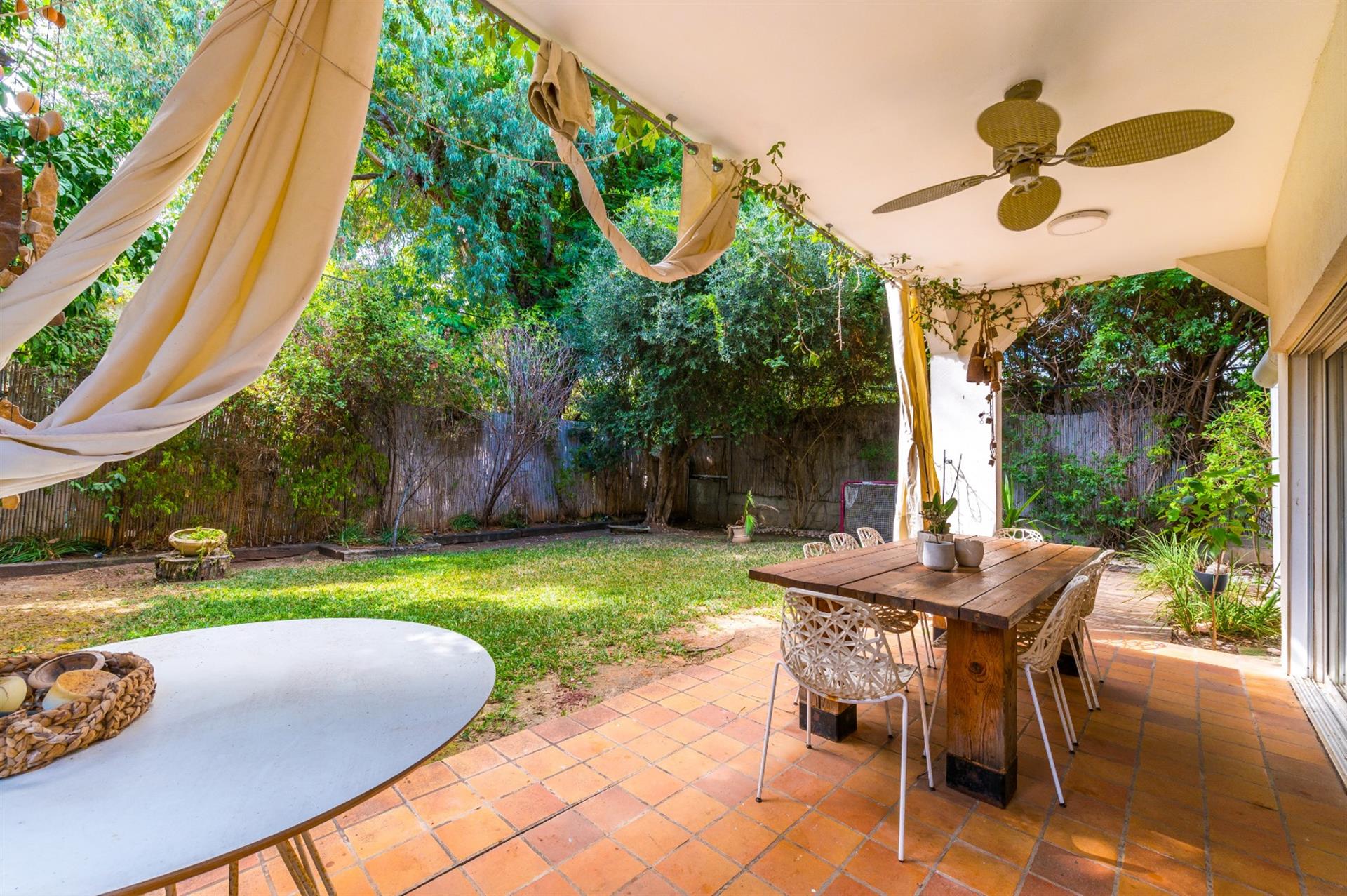 Villa For Sale in Herzliya Pituach
