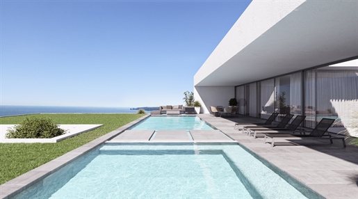 Villa Moderne et Contemporaine Clé en Main avec une Magnifique Vue sur la Mer