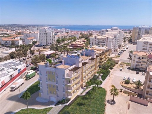 Algarve, Lagos, Apartamento T3 novo com acabamentos de luxo.