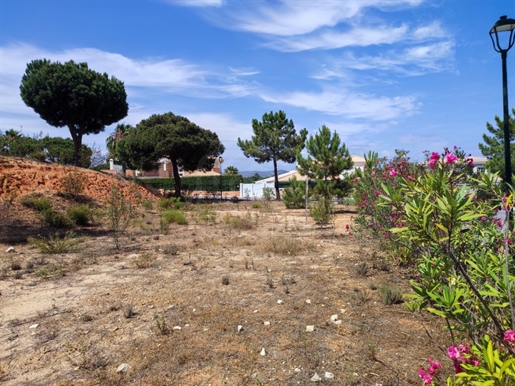Plot of land 500 meters from the beach, Loulé, Algarve
