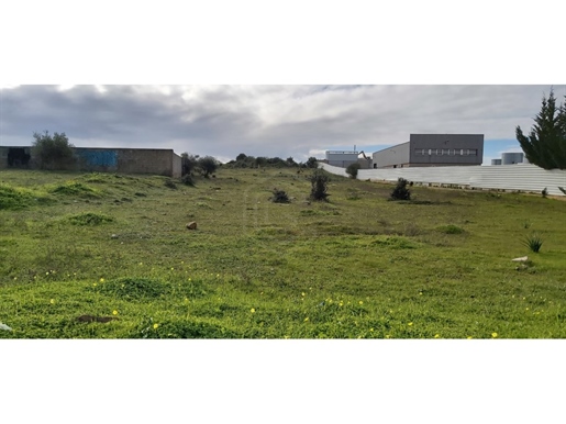 Rustic land in an industrial area, Algoz, Algarve