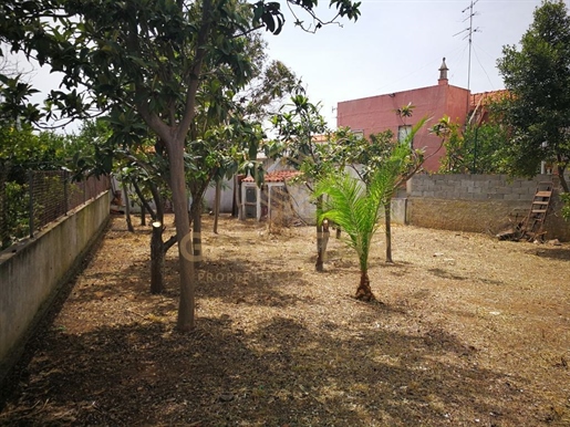 Moradia T5 para restaurar com terreno, Tavira, Algarve