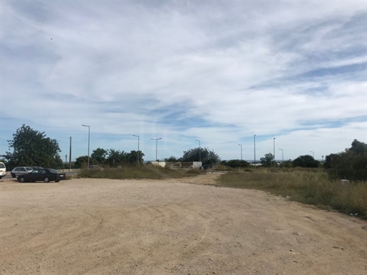 Terrain pour la construction de logements collectifs à Santo Estêvão, Tavira, Algarve