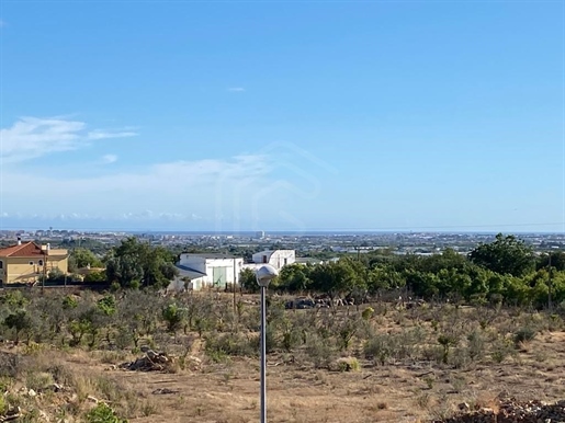 Land with potential for 5 residential buildings, 1 hotel and 1 equipment, Faro, Algarve