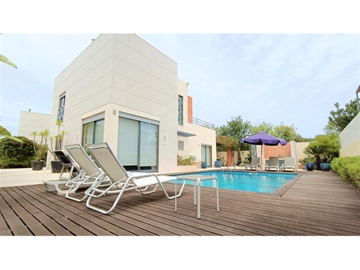 Villa de 4 chambres avec piscine à Albufeira, Algarve