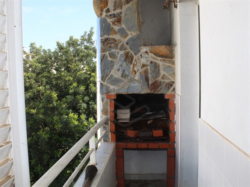 Piso de 3 dormitorios en las afueras de Lagos, Algarve