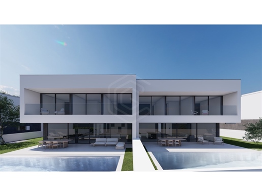 Luxurious 4-Bedroom Villa with Pool, Just Steps from the Beach n Ponta da Piedade, Lagos, Algarve