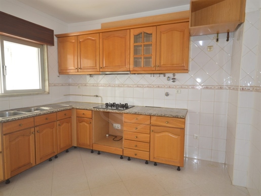 Excellent 2 bedroom apartment in the center of the city of Loulé, Algarve