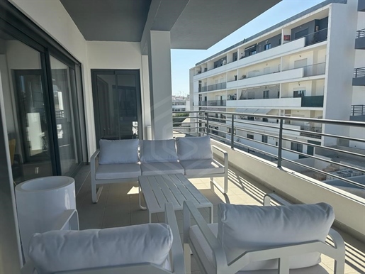 Apartamentos T1 em condomínio de arquitetura moderna em Olhão, Algarve