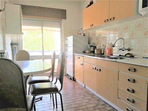 2 bedroom apartment a few minutes from the center of Loulé, Algarve