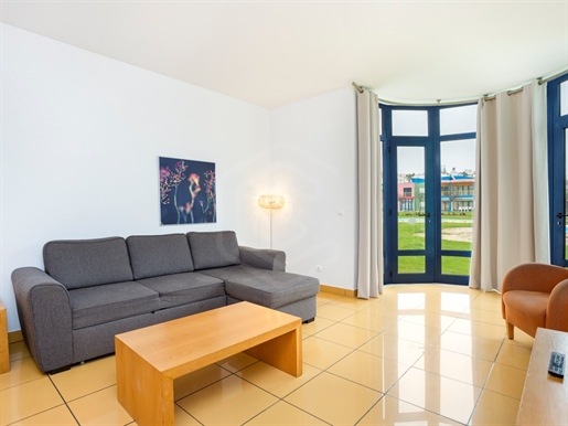 Apartamento de 1 dormitorio con piscina en Areias de São João, Albufeira, Algarve