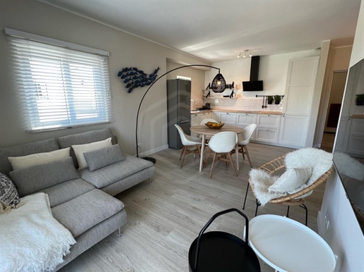 Apartamento reformado de 1 dormitorio, cerca de la playa y del centro del pueblo de Alvor, Algarve