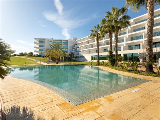 Apartamento de 1 dormitorio en urbanización cerca de la playa en Portimão, Algarve