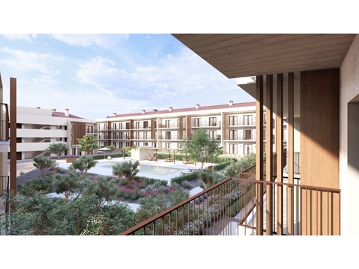 2 bedroom apartment with communal pool, outdoor spaces in Santo Estevão, Tavira, Algarve