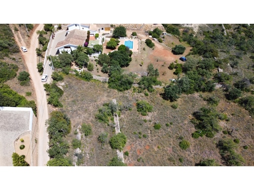 Land with approved project for subdivision for 9 houses, sea view, Santa Bárbara de Nexe, Algarve