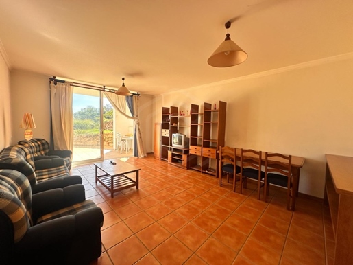 Apartamento T1em condomínio com piscina em Vilamoura, Algarve