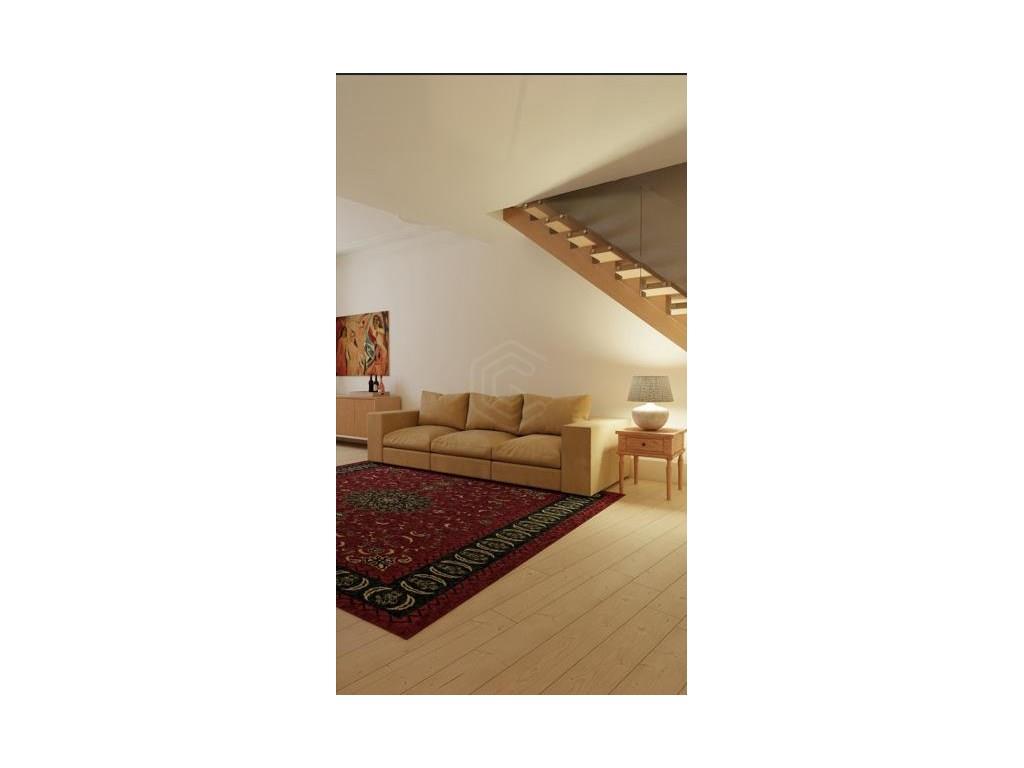 Apartment of 120 m2 with river view with approved project for 3 bedroom duplex with use of attic in
