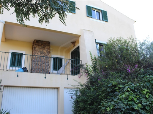Quinta de 4 dormitorios con 16 hc, en Bensafrim, Lagos, Algarve