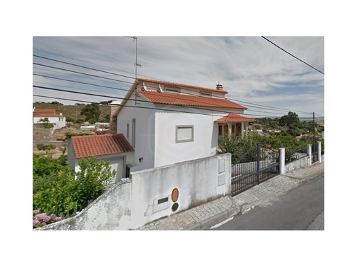 Detached House T6, central in Idanha-a-Nova - Castelo Branco