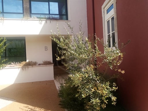 Apartamento T2, condomínio privado, centro da cidade, Faro, Algarve