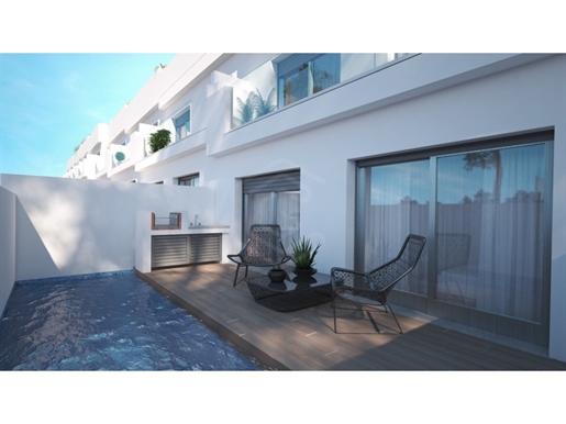 3 bedroom townhouse, swimming pool and terrace with sea views, Fuseta, Algarve
