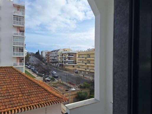 Apartamento T2, virado a sul, boa localização, Faro, Algarve
