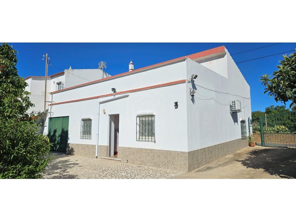 Purchase: House (8900)