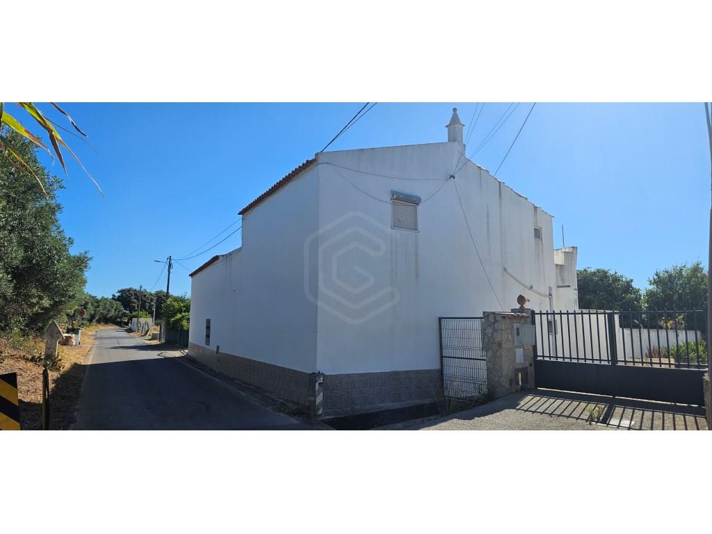 Purchase: House (8900)