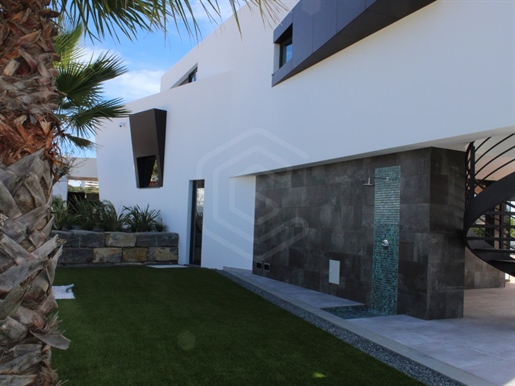 Detached house with sea views, Lagos, Algarve