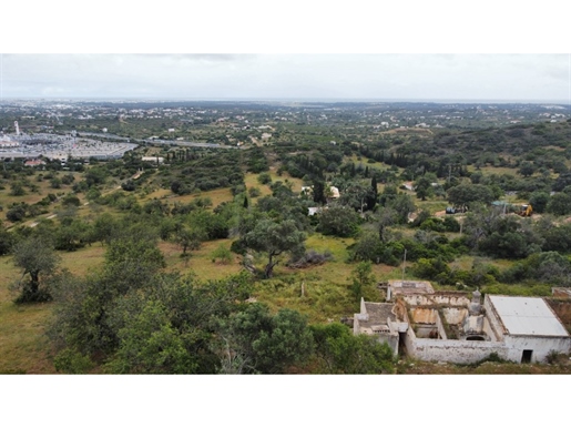 Plot of land with Ruin in Loulé, Algarve