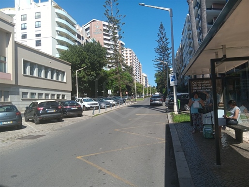 Office, downtown, with parking, Faro, Algarve