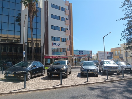 Office, downtown, with parking, Faro, Algarve