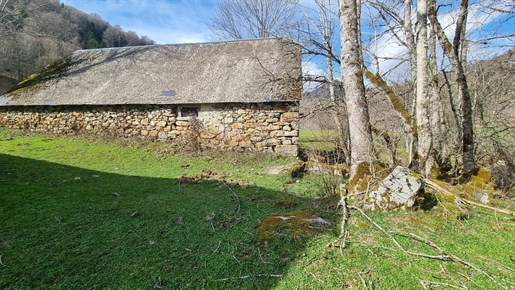 Val D'azun Barn To Renovate 500 m2 of land