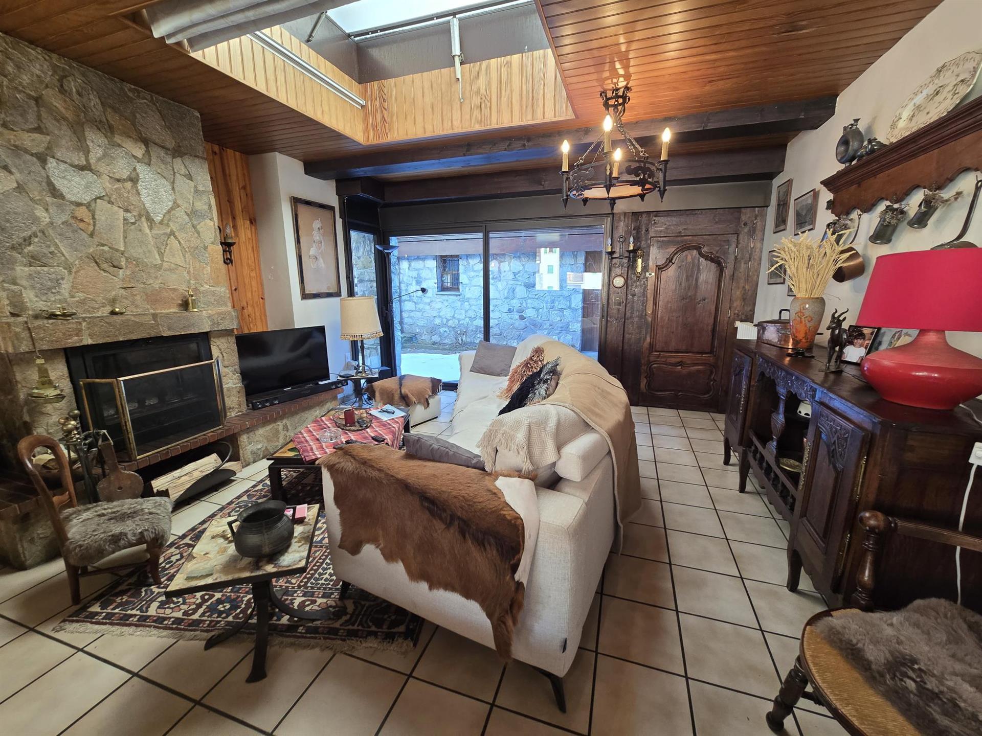 Sale of 5-room house of 150 m2 in Barèges - Near the Grand Tourmalet Ski Resort