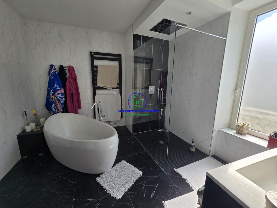 Compra: Vivenda (47000)