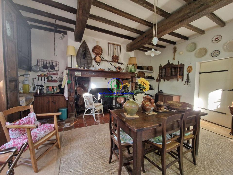 Compra: Vivenda (47600)