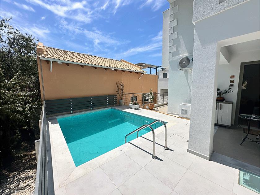 Luxury Apartment for Sale at Perigiali