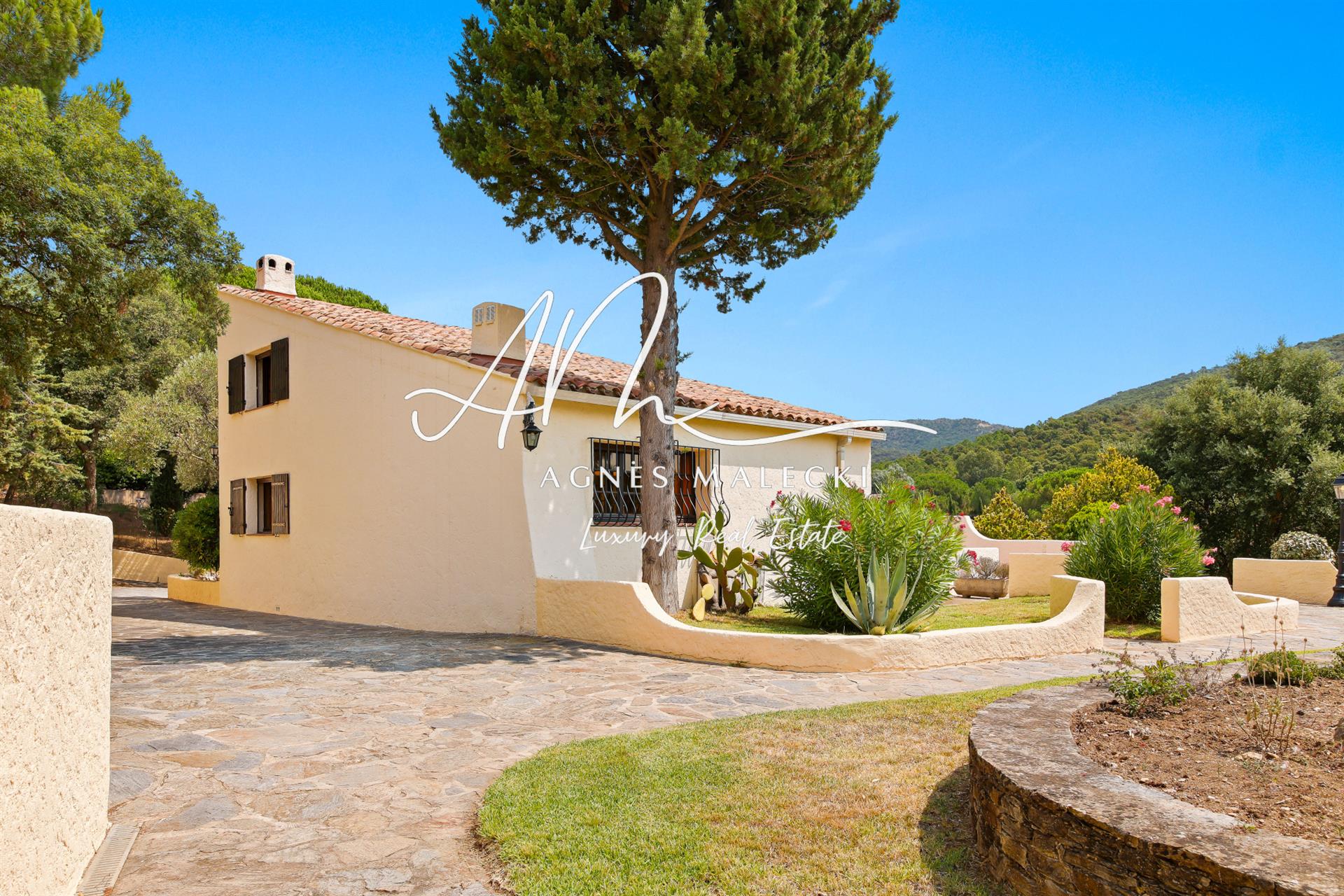 Maison à vendre, 216m², Bormes-les-Mimosas