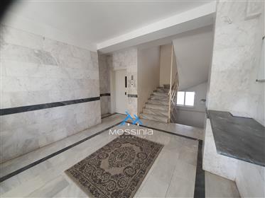 4 bedroom apartment with store house & parking - Kalamata