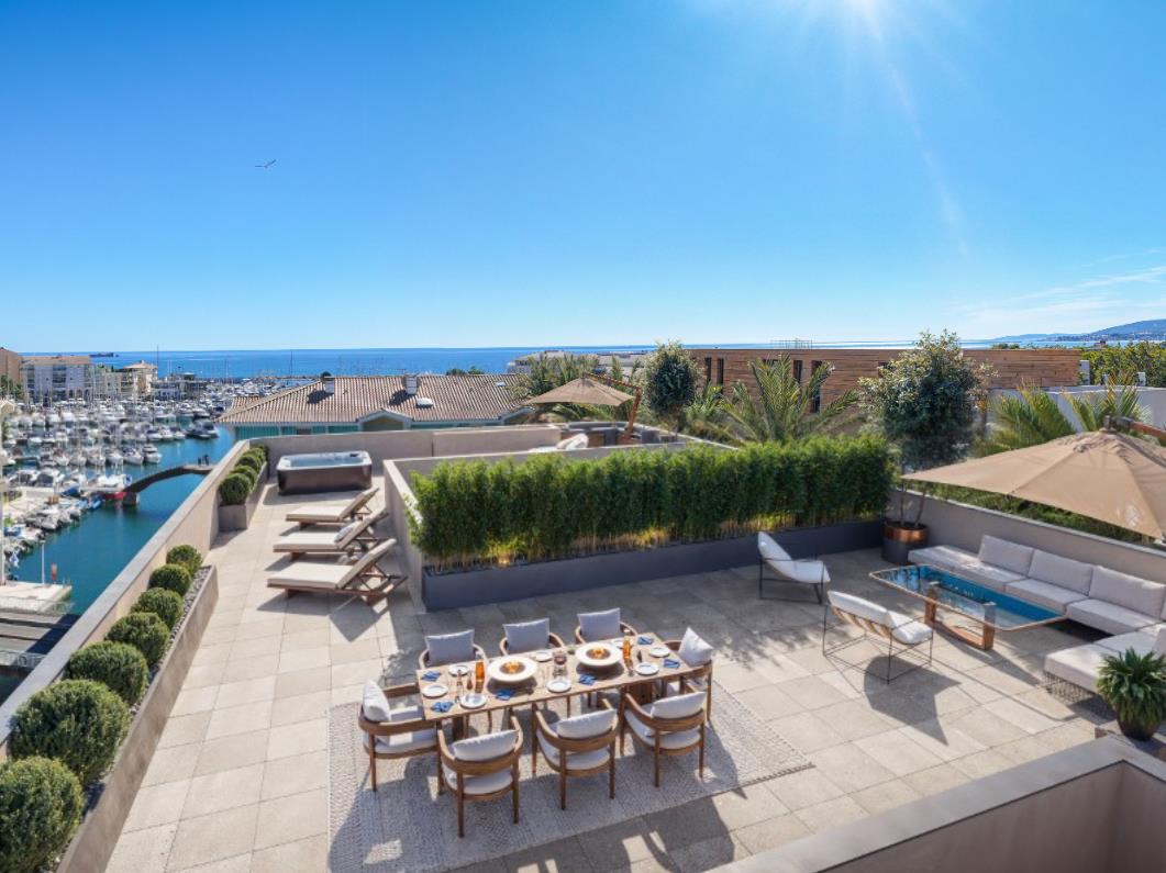 Appartement à vendre, 159m², Fréjus