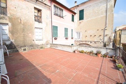 Landhaus von 165 m2 in Diano Castello