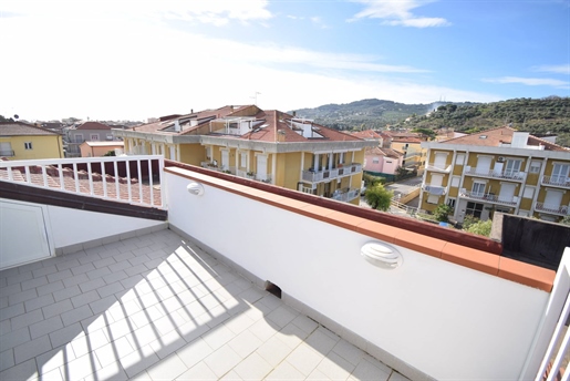 Appartement te koop in Diano Marina
